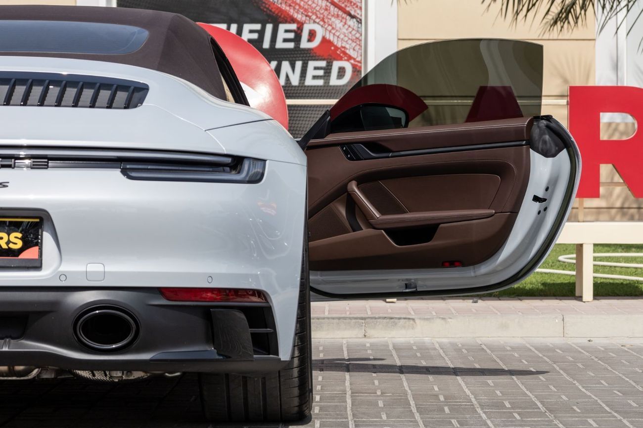 Porsche 911 Carrera GTS 3.0L (450 HP) Convertible