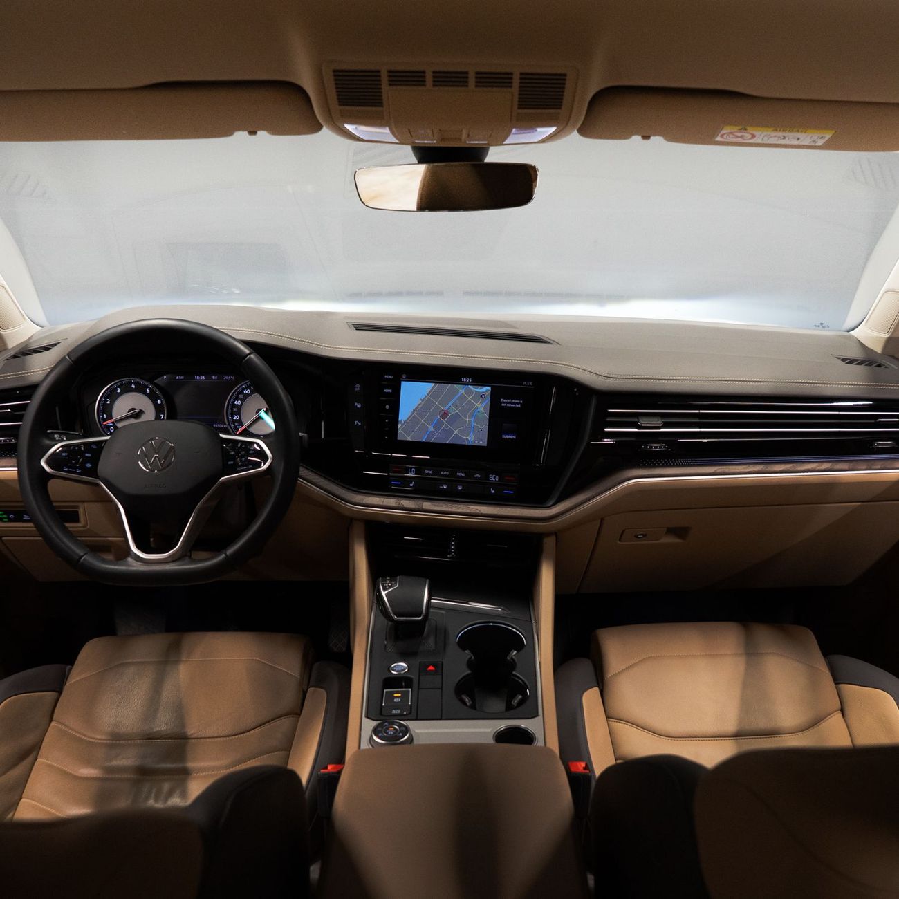 Volkswagen Touareg Atmosphere 3.0L AED 2,394 pm • 0% Downpayment • Volkswagen Touareg • 1 Year Warranty