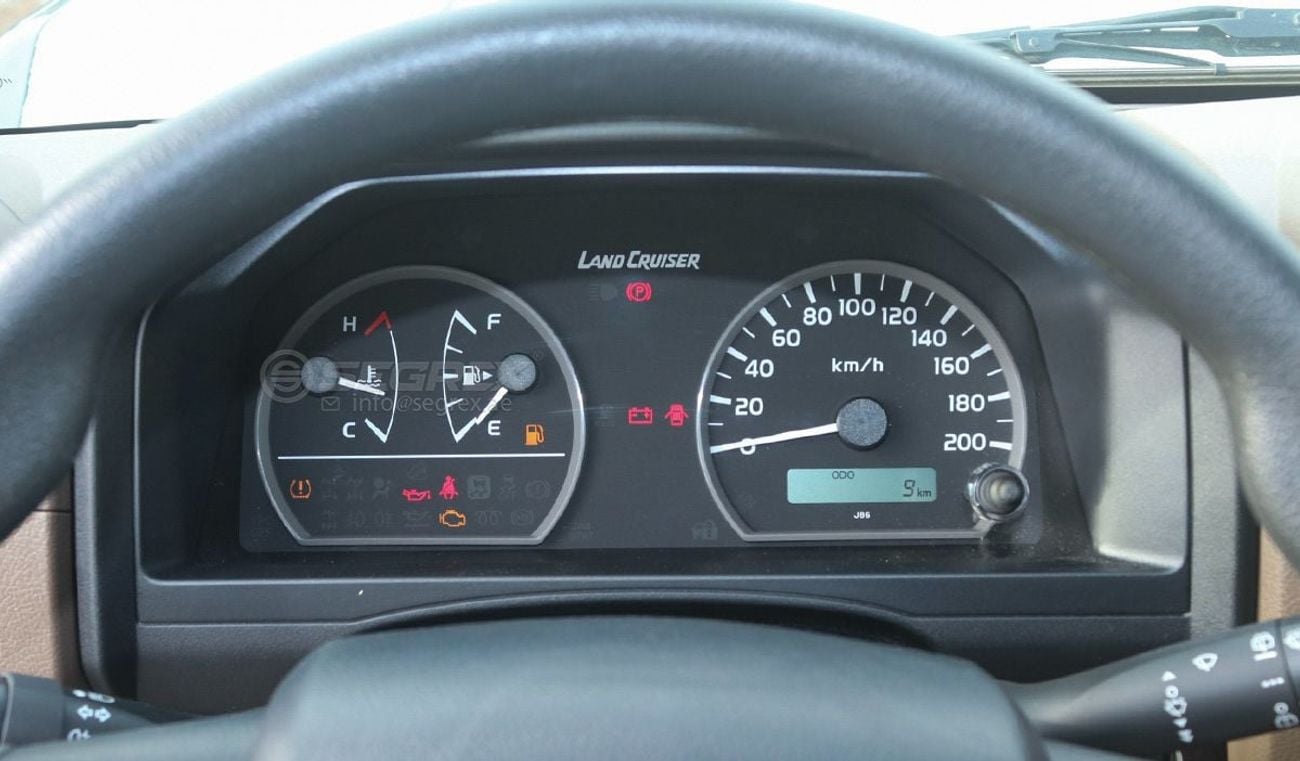 Toyota Land Cruiser 70