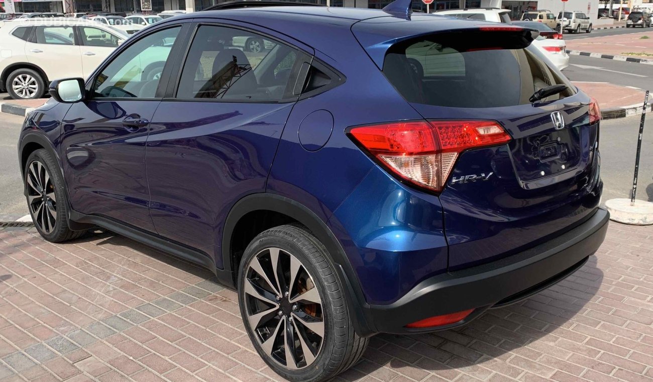 Honda HRV 1,6.  V4 warranty 1yer