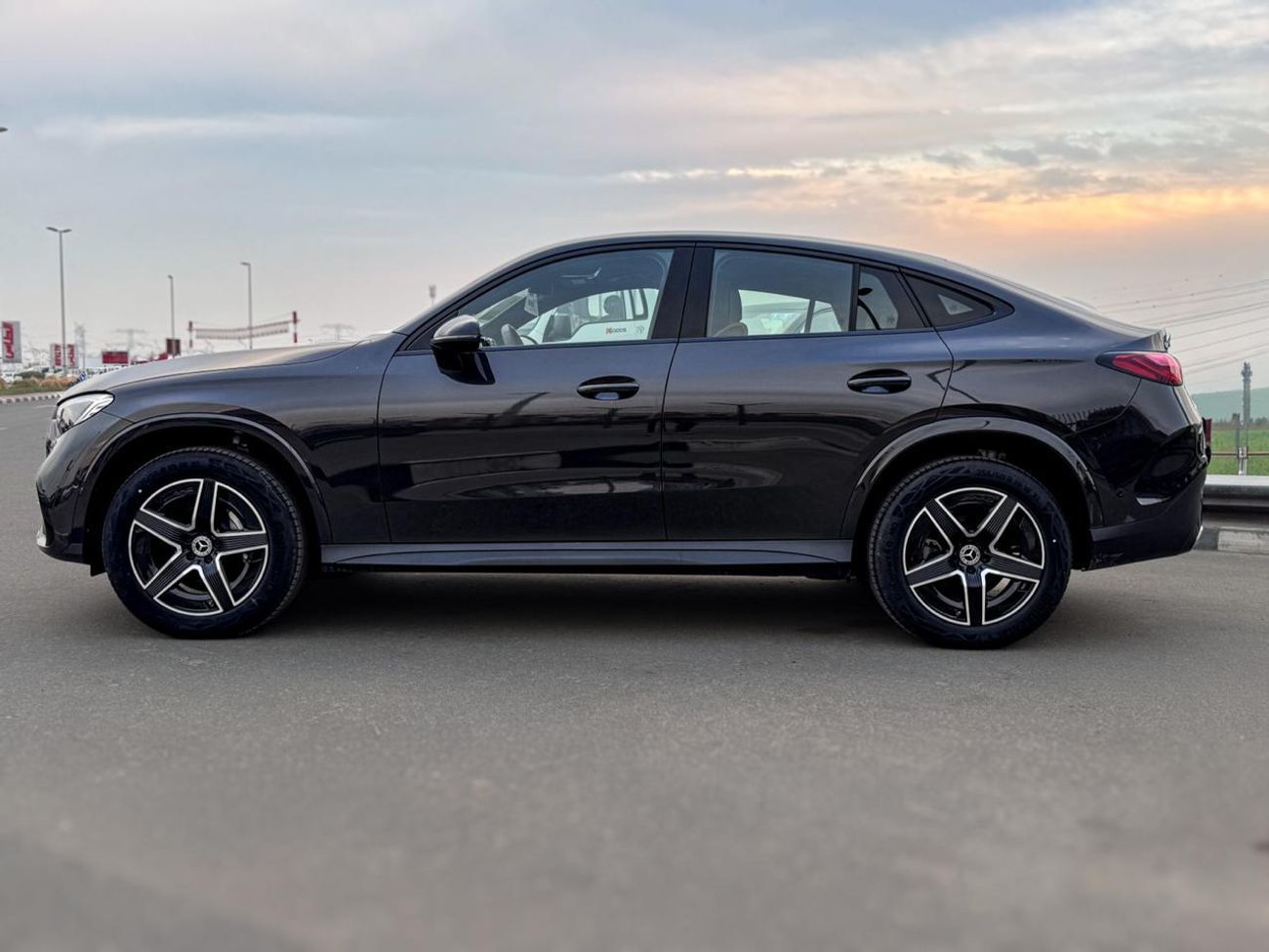 Mercedes-Benz GLC 200 Mercedes-Benz GLC Coupe 260 AMG 4Matic 2.0L 0 Km