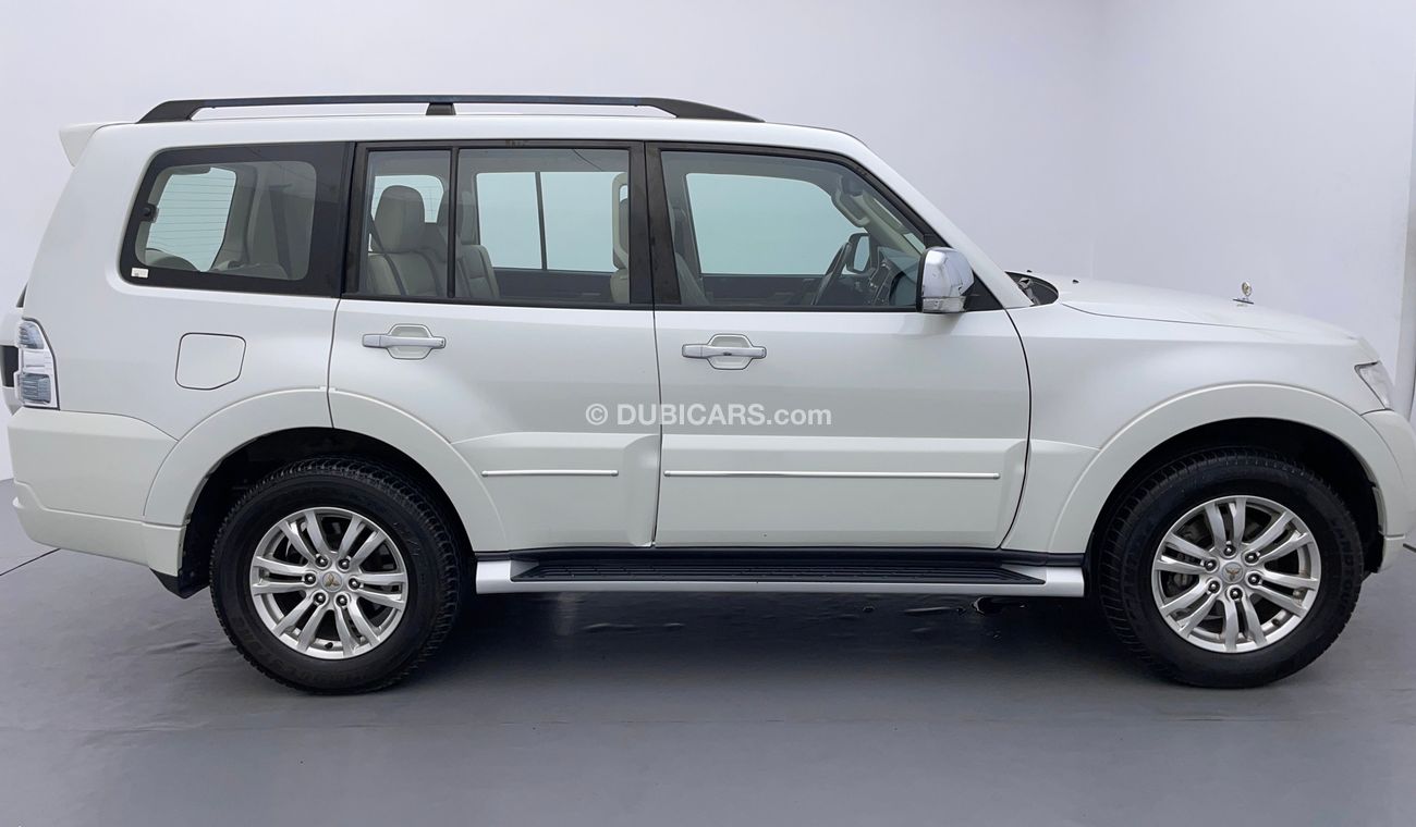 Mitsubishi Pajero GLS HIGHLINE TOP 3.8 | Zero Down Payment | Free Home Test Drive