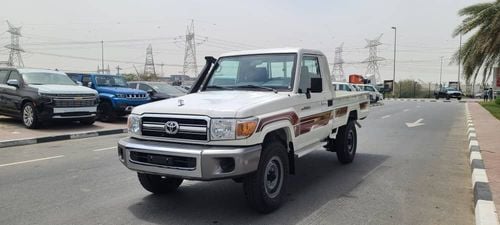 تويوتا لاند كروزر بيك آب TOYOTA	 Land Cruiser PICKUP S/C 4.2L DSL