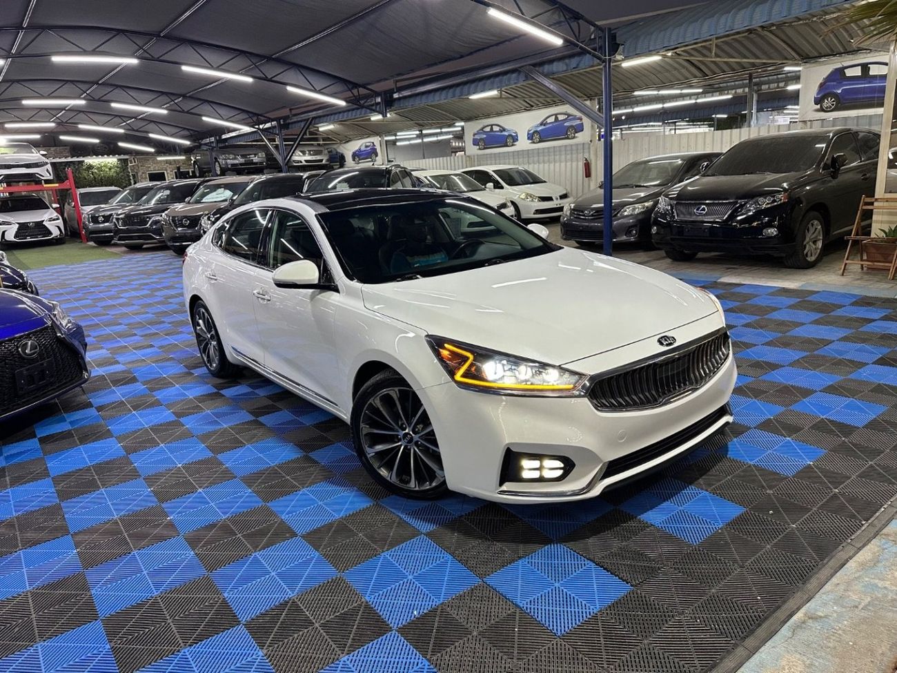 Kia Cadenza 3.3L V-6 DI, DOHC, VVT, 290 л.с.