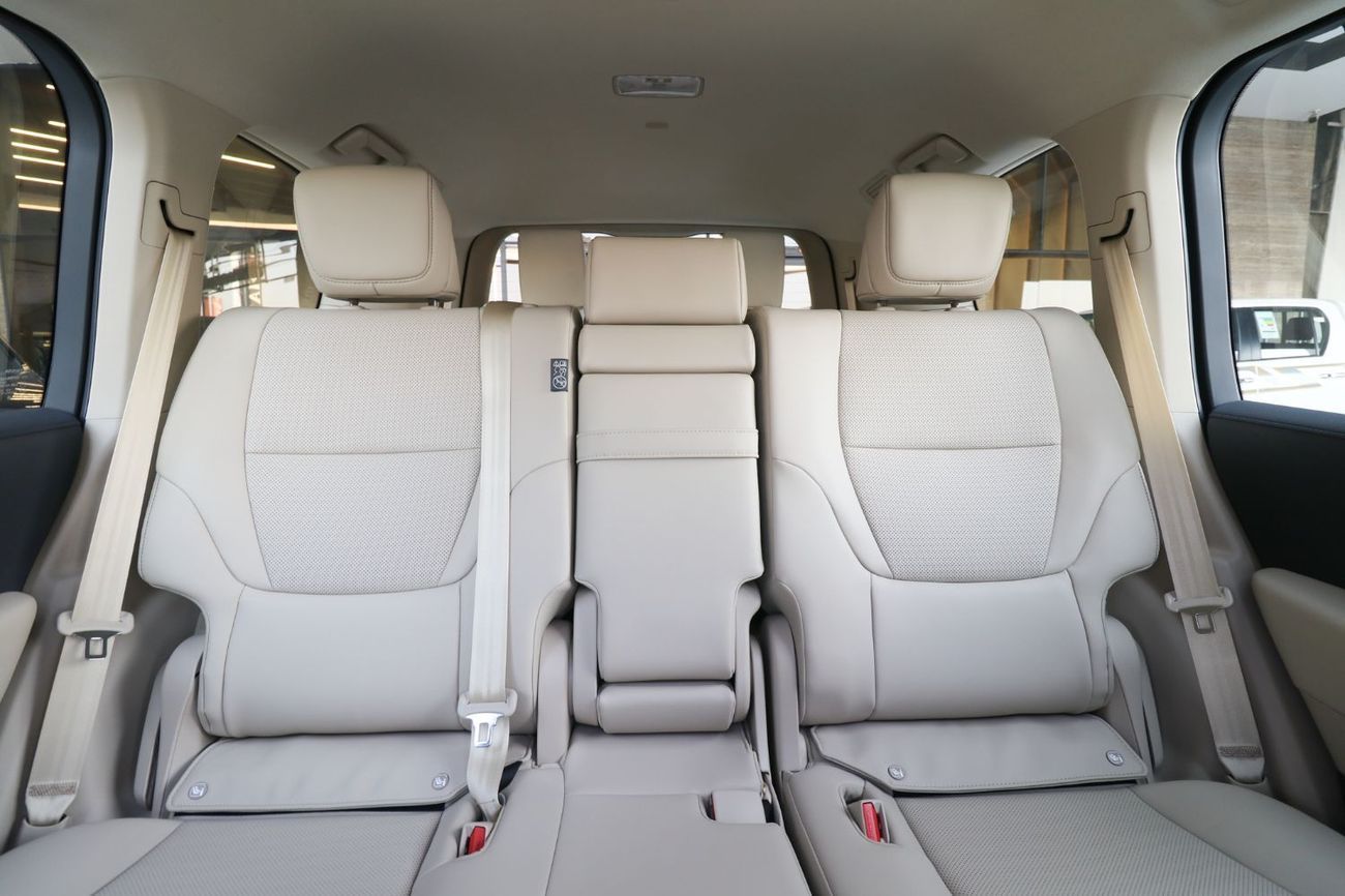 Toyota Land Cruiser GXR 3.5L Toyota Land Cruiser GXR | 3.5L Turbo | No Radar | Best Export price