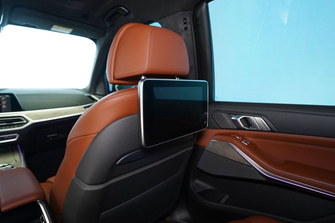 BMW X7 40i M SPORT