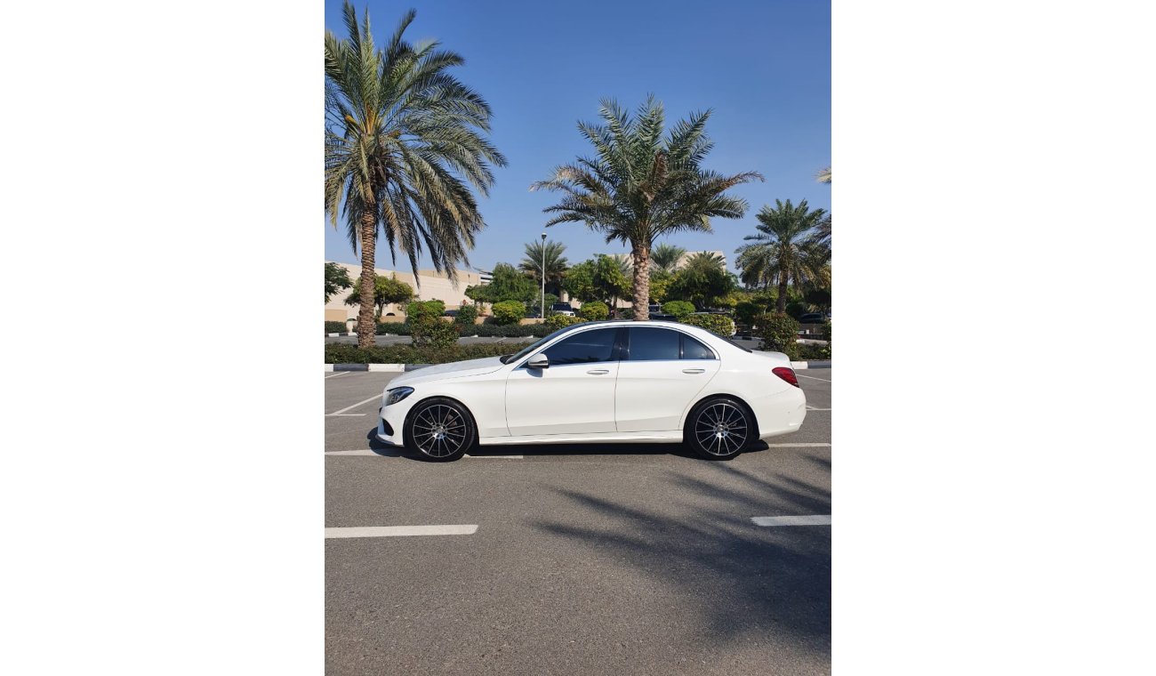 Mercedes-Benz C200 MERCEDES C200 GCC AMG 2016