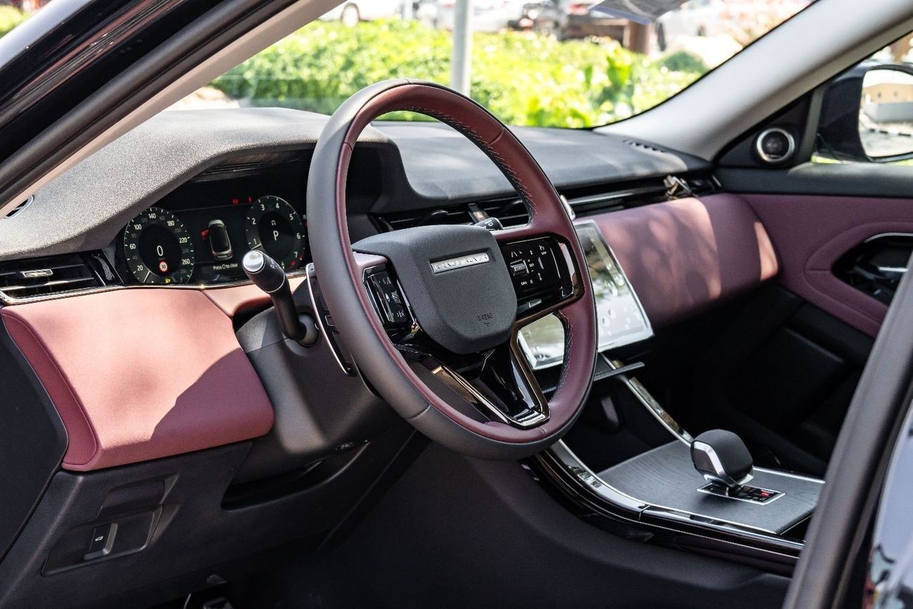 لاند روفر رانج روفر إيفوك 2025 | RANGE ROVER EVOQUE 249PS PREMIUM HONOR [ EXPORT ONLY ]