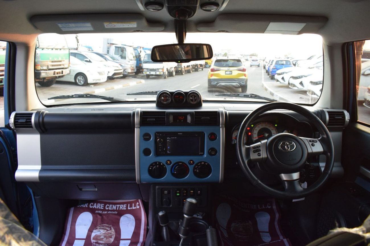 Toyota FJ Cruiser 2015 TOYOTA FJ CRUISER