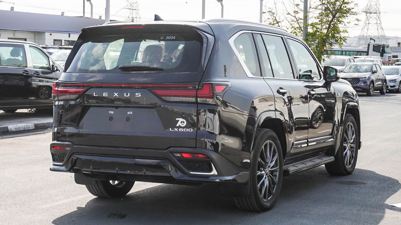 لكزس LX 600 FSport 3.5L V6. 5 Seater