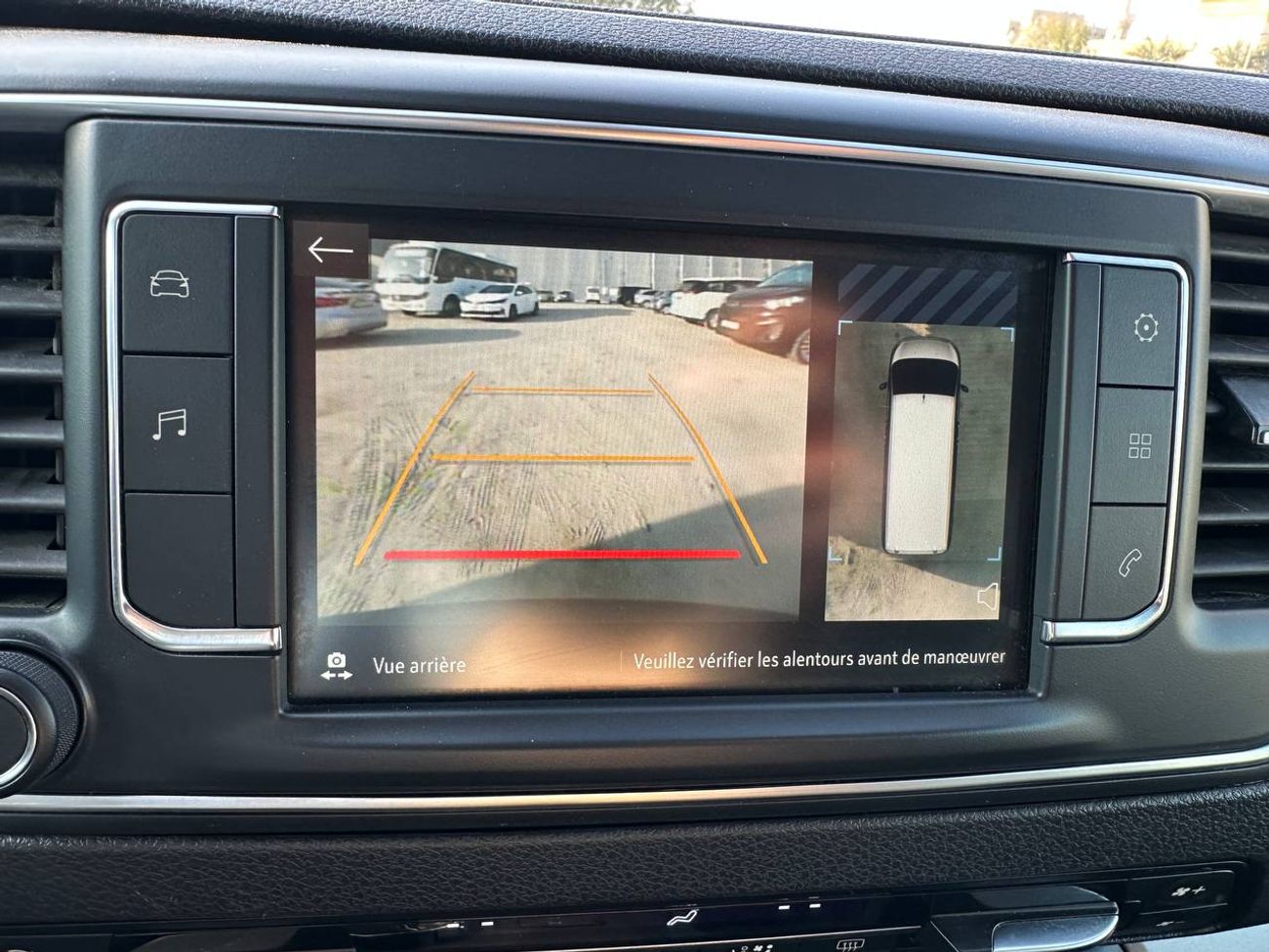 أوبل زافيرا  لايف Opel Zafira LIFE