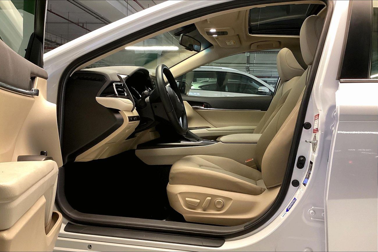 Toyota Camry SE | Guaranteed Warranty | 0 Down Payment