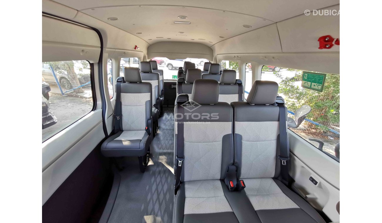 Toyota Hiace 2.8L, DIESEL, 16" TYRE, REAR CAMERA, LEATHER SEATS, (CODE # THHR21)