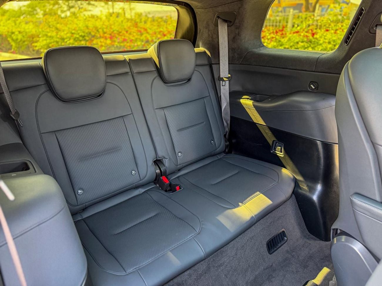 نيو EL8 2022 Used Nio EL8 Long Range | 100 kWh | Range (650Km) | 653 Hp | Law Mileage (35,000 Km) | Warranty