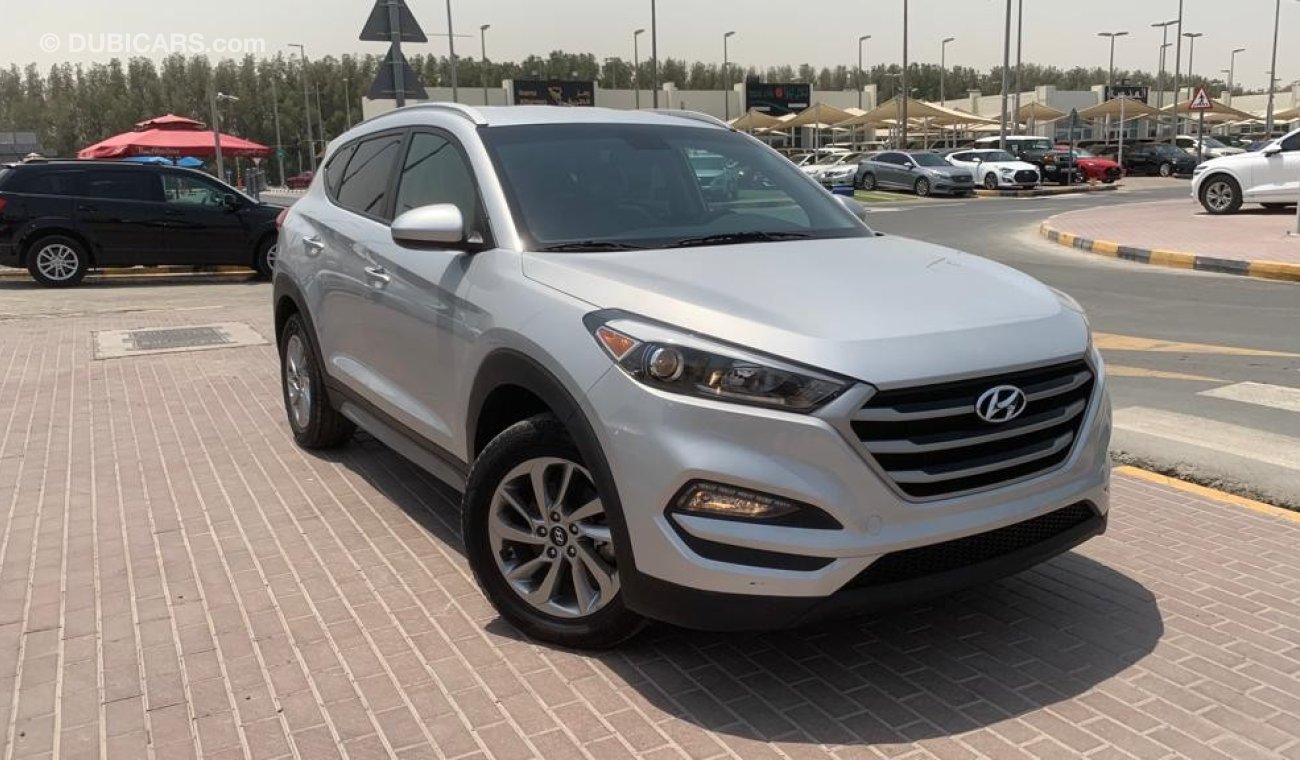 Hyundai Tucson GL Clean Title