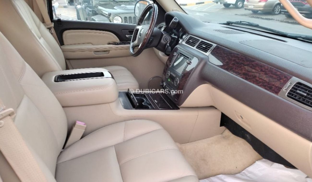 GMC Yukon DENALI FULL OPTION GCC