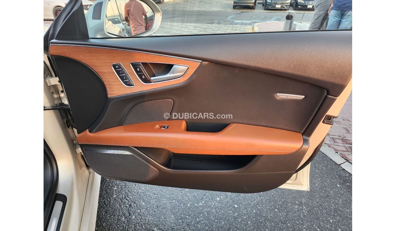 Audi A7 50 TFSI Exclusive Supercharged  Audi A7 Sline