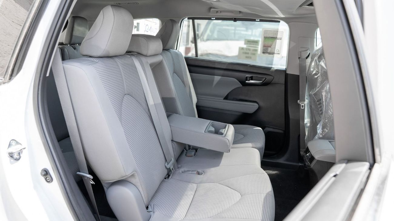 Toyota Highlander 2026 Toyota Highlander GLE 2.5L AT Hybrid (White)