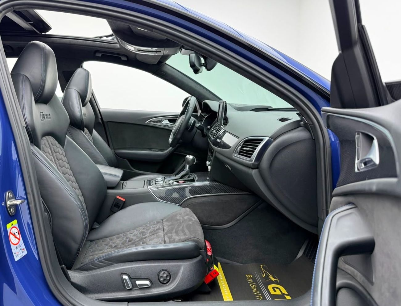 أودي RS6 2018 Audi RS6 Quattro, Service History, Carbon Fiber Package, Fully Loaded, Excellent Condition