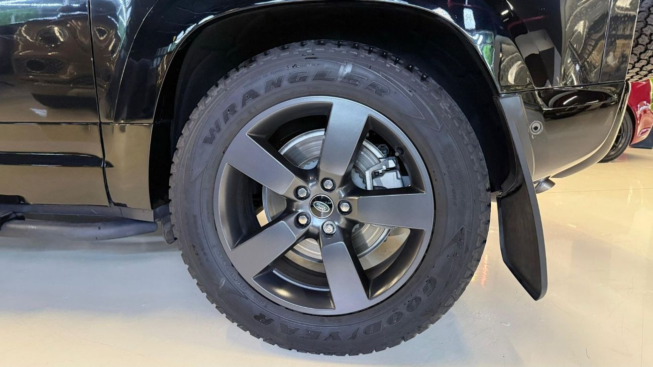 لاند روفر ديفندر P400 90 HSE 3.0L (5 Seater) 2022 Defender 90 V6 / GCC / ALTayyer Warranty