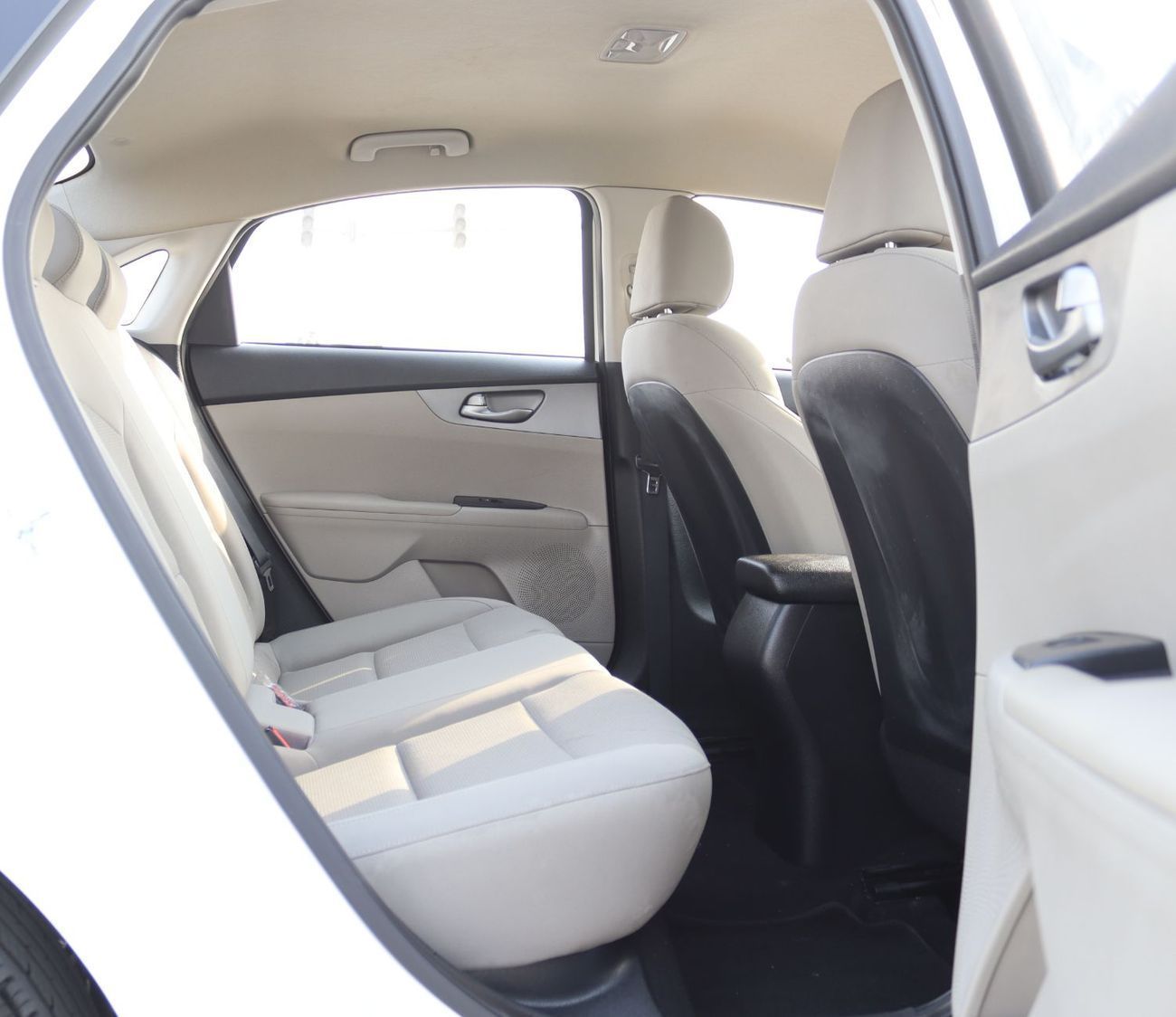 Kia Cerato Base 1.6L Kia Cerato 2020 model, GCC, in excellent condition, accident-free,driving 94,000 km, 1600