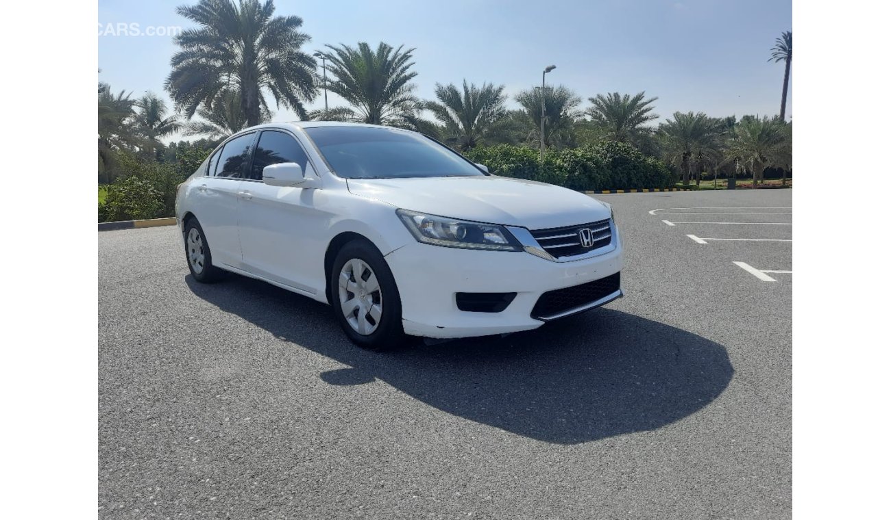 هوندا أكورد Honda Accord 2013 g cc full autmatic accident free original pant %100 very very good condition clean