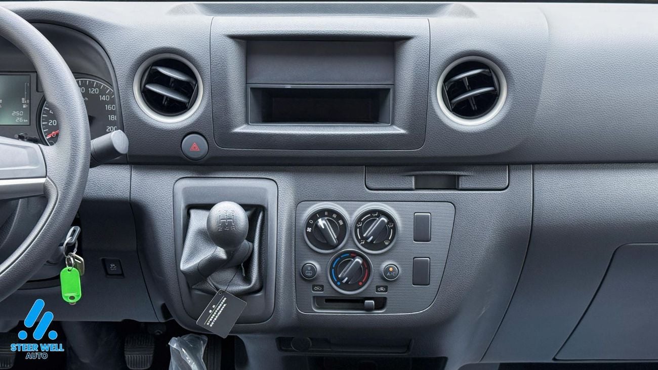 Nissan Urvan 3-Seater Manual (4-Door) NV350 Highroof Delivery Van GCC Manual White