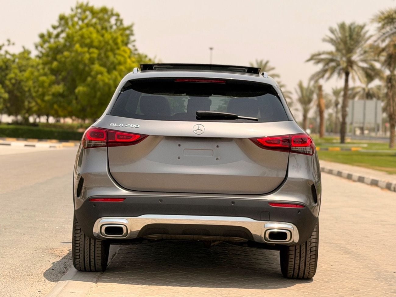Mercedes Benz GLA 200 AMG PREMIUM