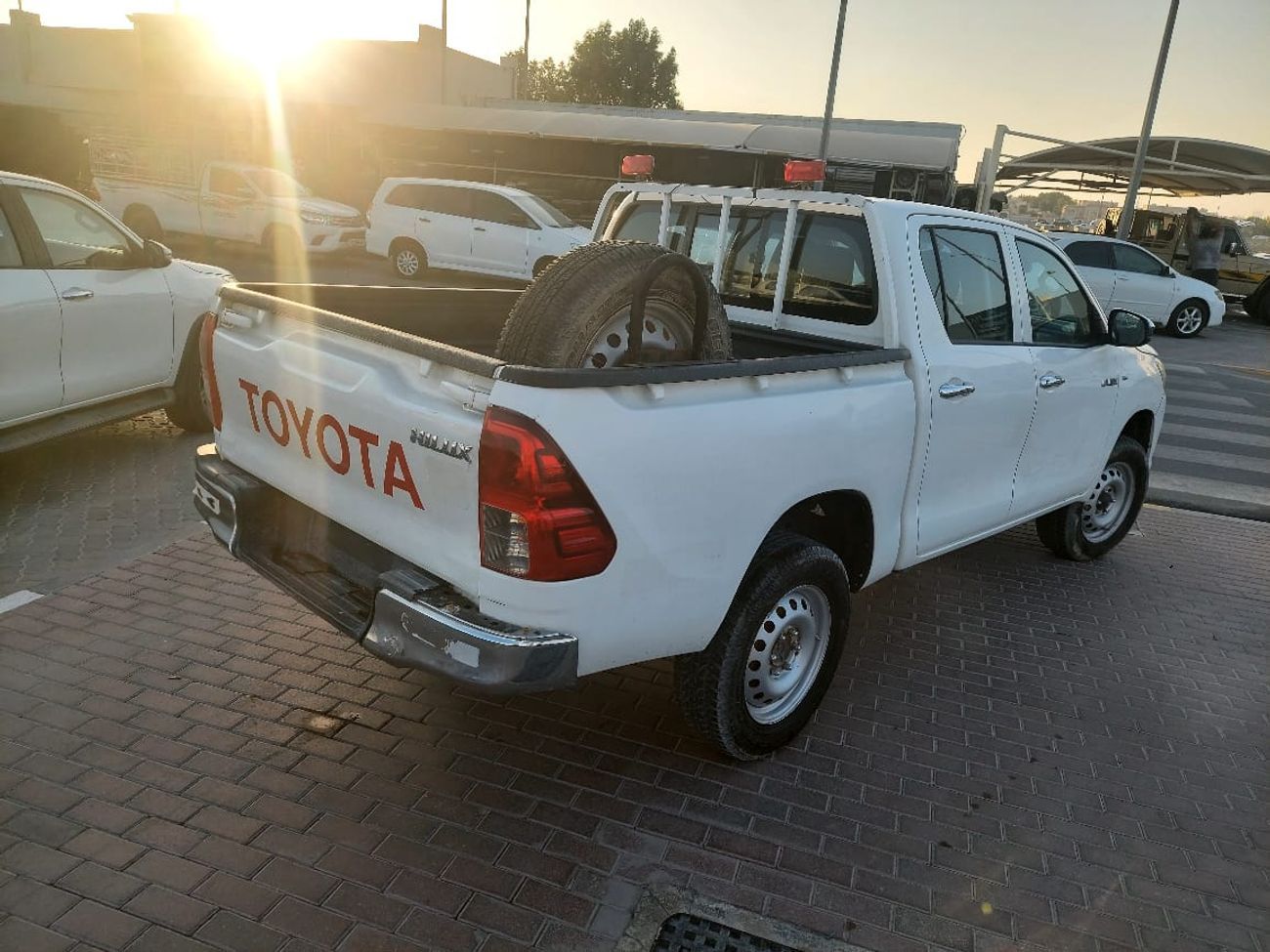 تويوتا هيلوكس DC 4WD 2.4L DIESEL MANUAL TRANSMISSION