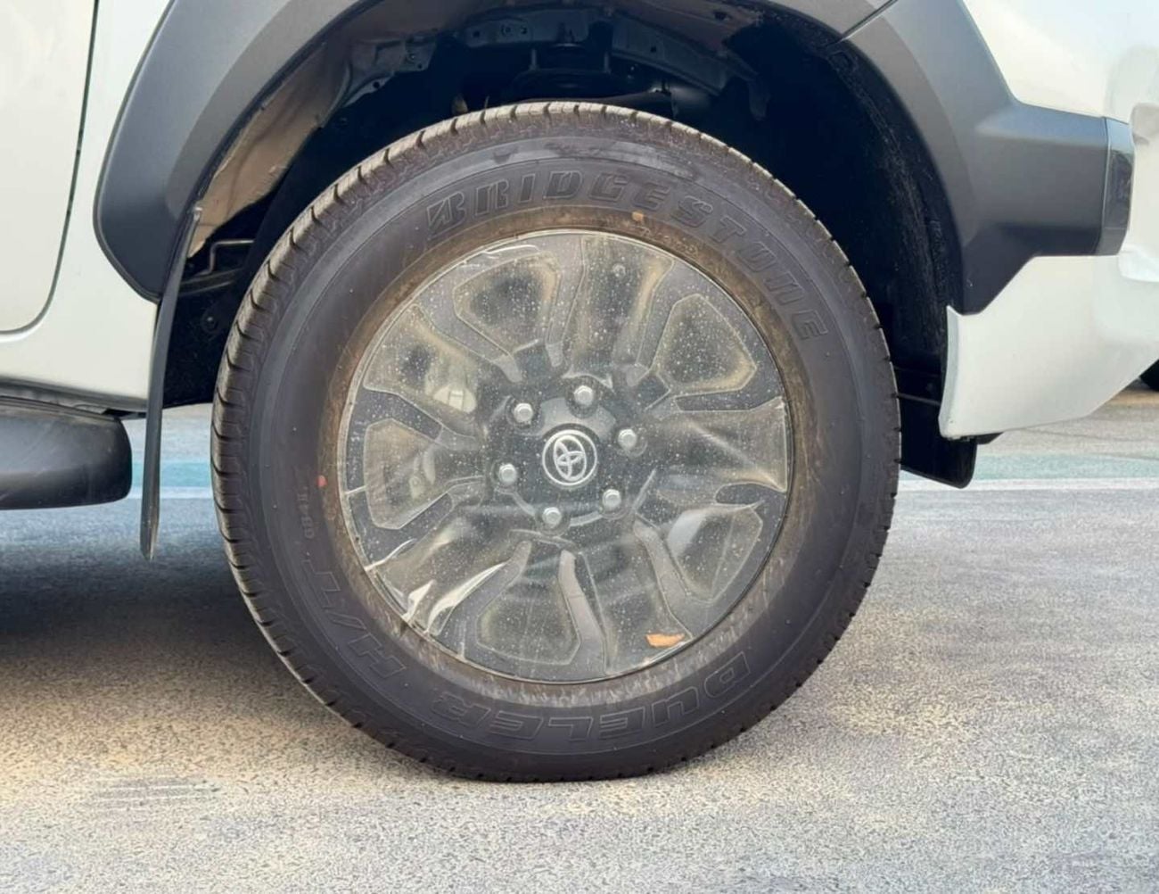 Toyota Hilux ADVENTURE SR5 ADVENTURE || DOUBLE CABIN || 2.8L V4 DIESEL / RADAR / 360*CAMERA / AIR COMPRESSOR / FULL OPTION