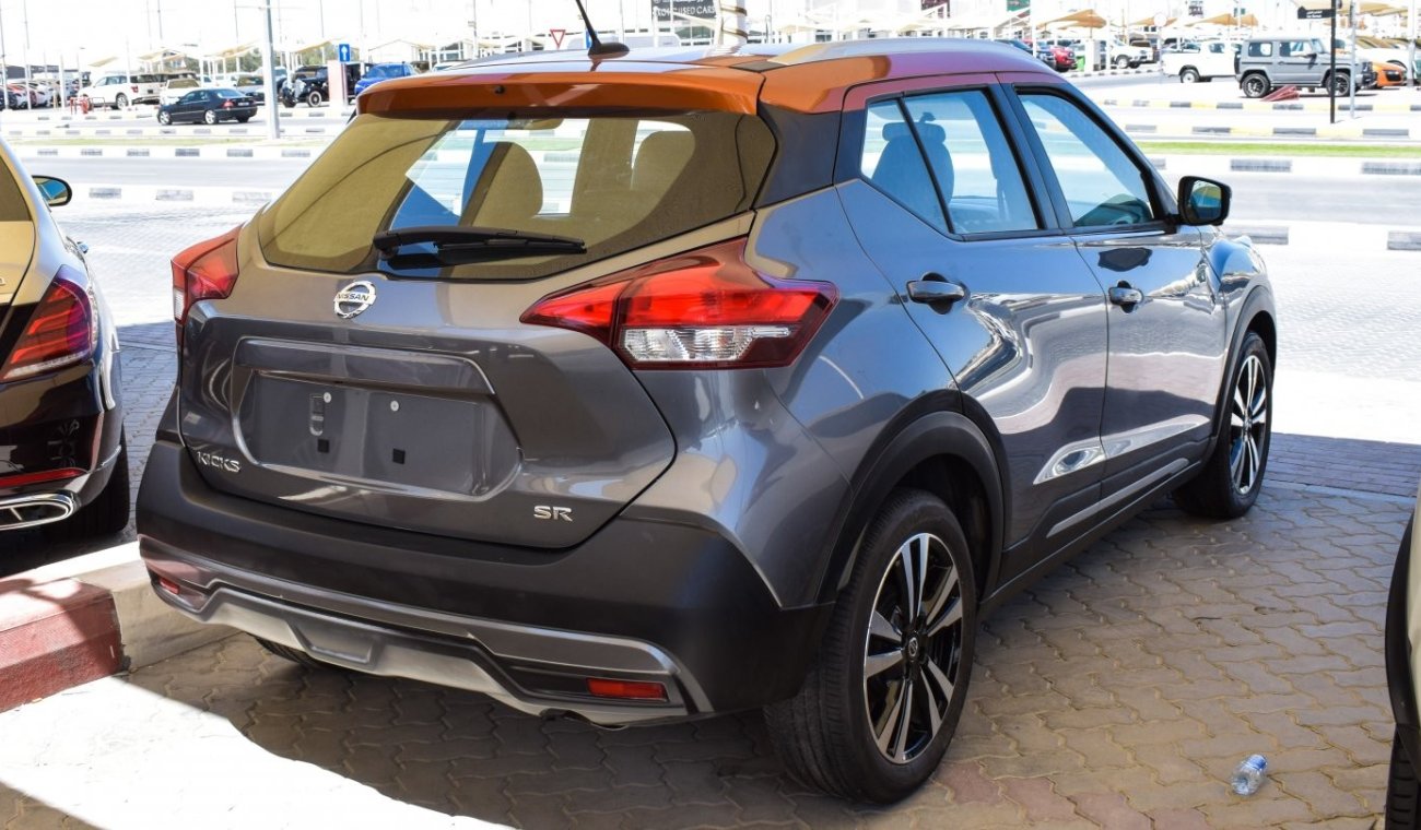 Nissan Kicks SR