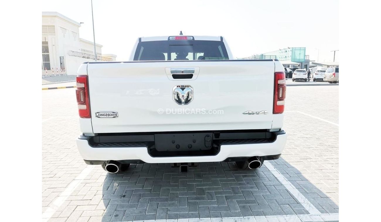 رام 5500 Dodge RAM Longhorn - 2022 - White