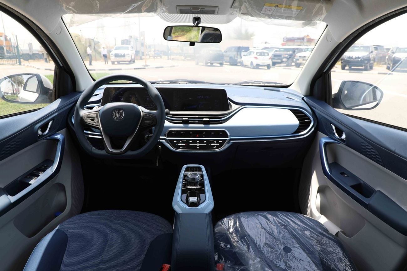 تشنجان بيم إستار STD (NON GCC) 2024 Changan E-Star - White Inside Blue & Grey | Export Only