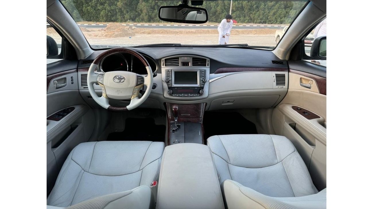 Toyota Avalon TOYOTA AVALON 2011 MODEL AMERICAN