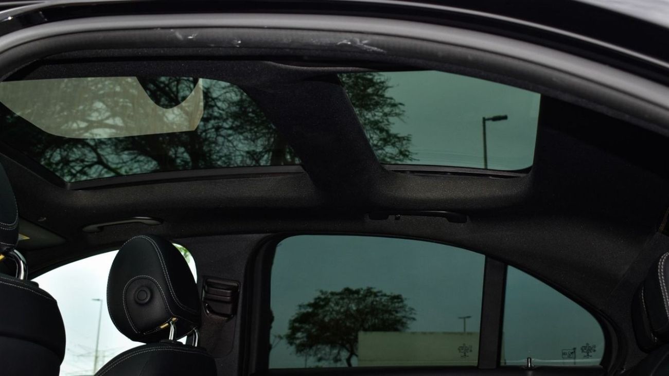 Mercedes-Benz C 300 Sport Mercedes C300 AMG / 2020 / Canadian