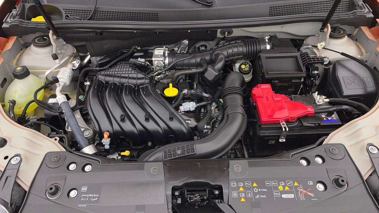 Renault Duster LE 1.6 | Zero Down Payment | Home Test Drive