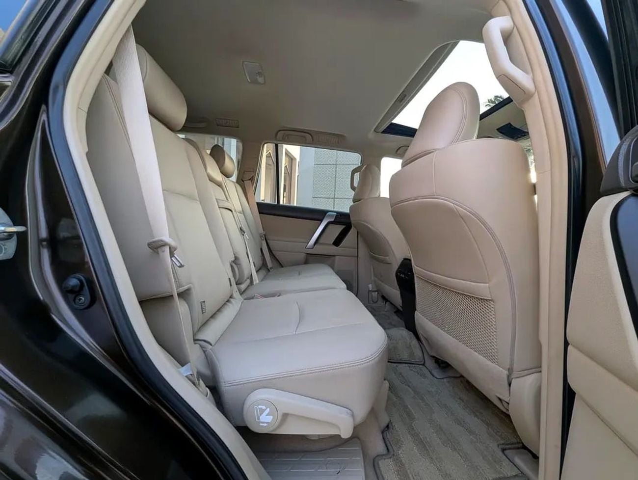Toyota Prado VXR 2022 GCC Specs - Interior and Exterior Excellent Condition