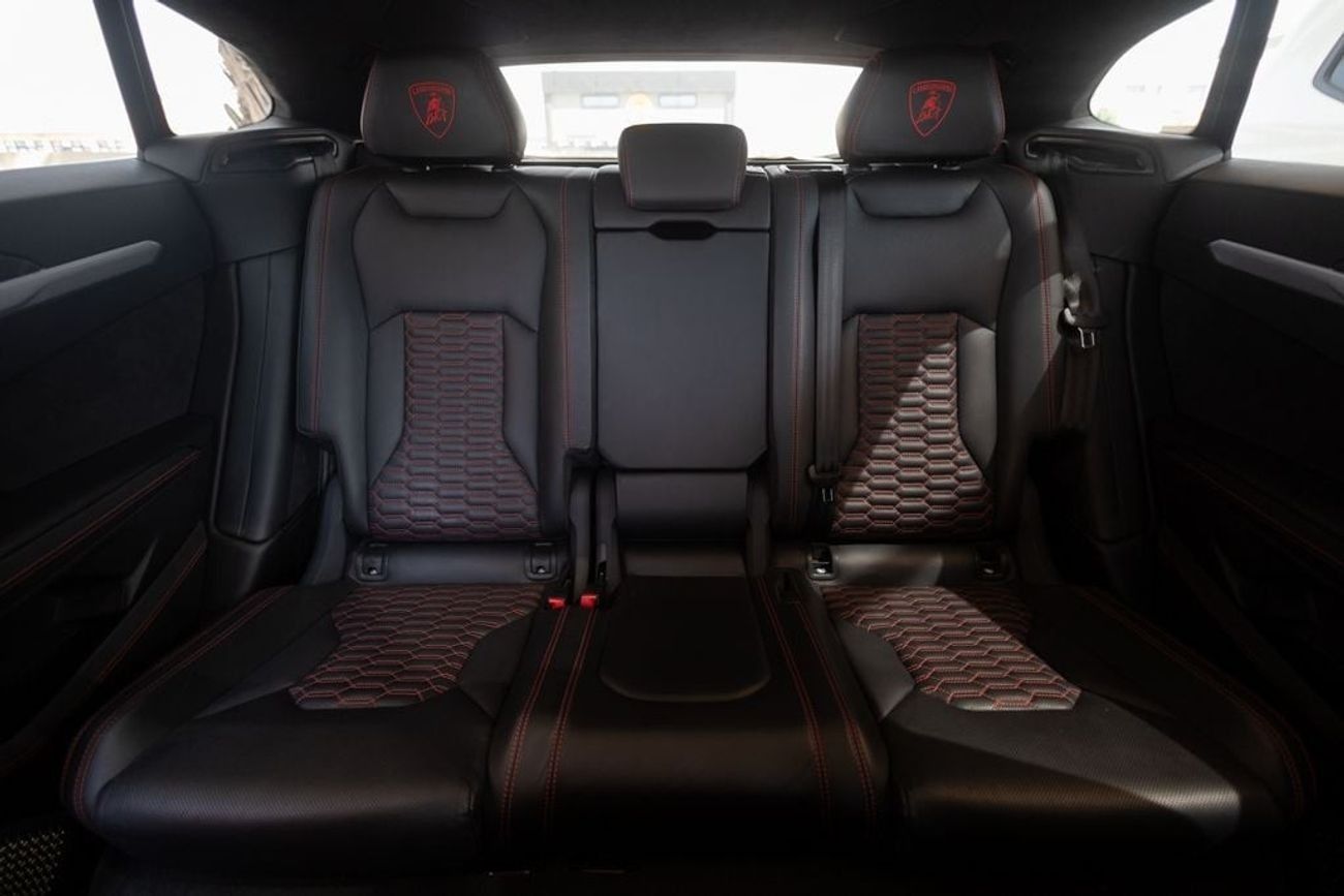 Lamborghini Urus STD 4.0T V8