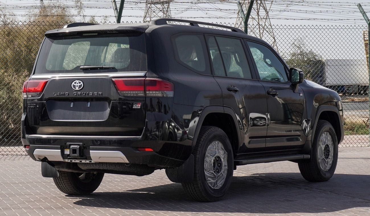Toyota Land Cruiser GR Sport 3.3L TWIN TURBO Diesel