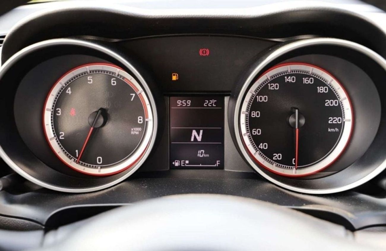 سوزوكي سويفت GLX