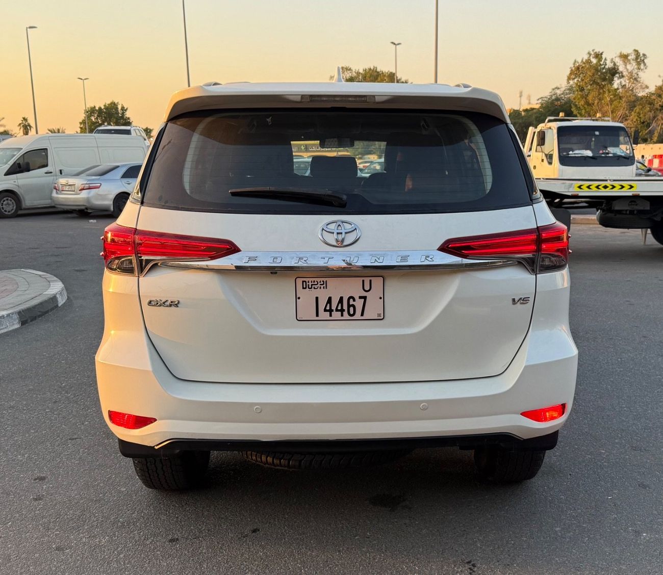 Toyota Fortuner GXR 4.0L (278 HP)