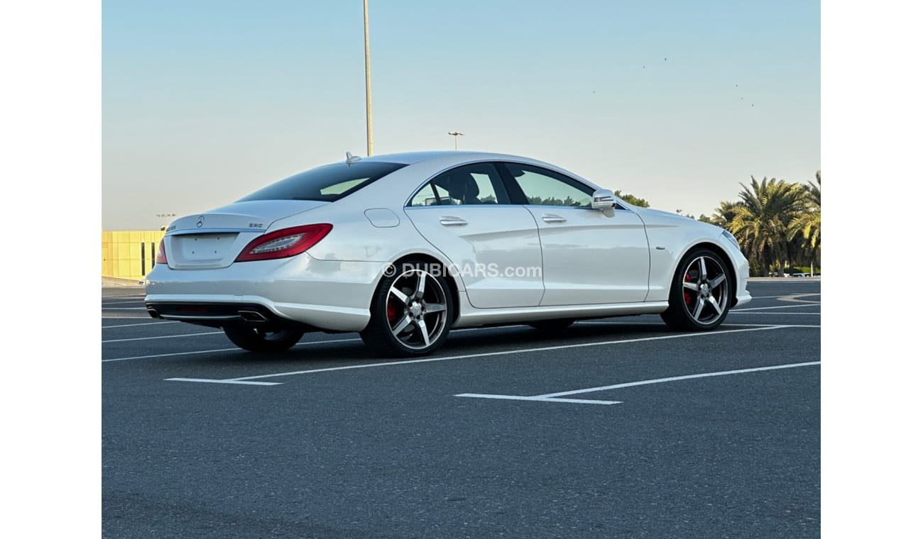 Mercedes-Benz CLS 350 AMG MODEL 2012 GCC CAR PERFECT CONDITION INSIDE AND OUTSIDE FULL OPTION PANORAMIC ROOF