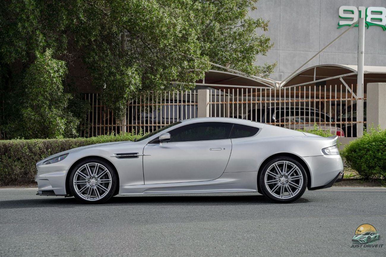 Aston Martin DBS STD
