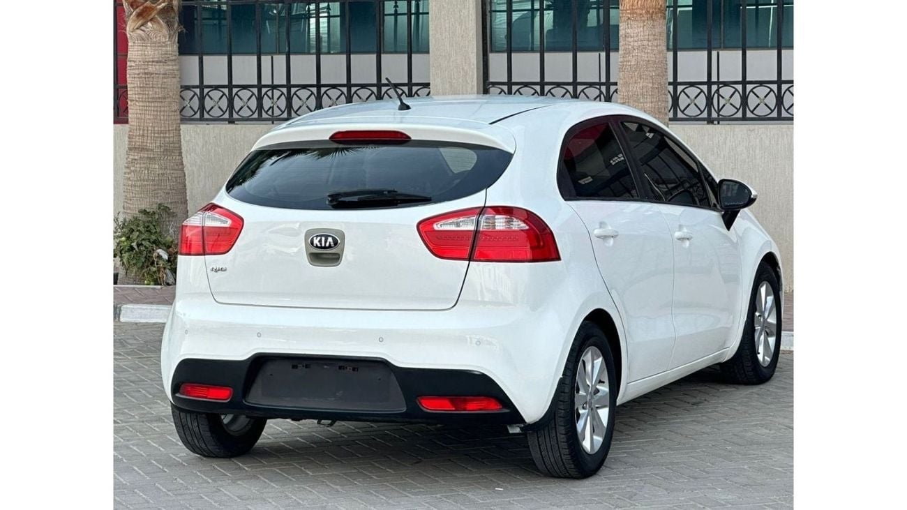 Kia Rio EX Kia Rio  Model: 2014  Price : 22,000 dirhams  Mileage: 191,000 km  Gulf specifications, cruise co