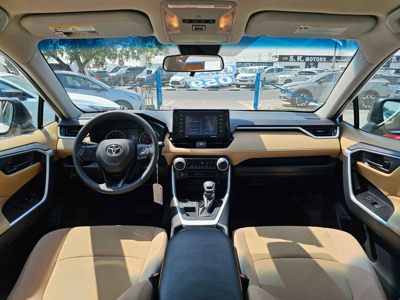 تويوتا راف ٤ LE // 937 AED Monthly // V4 //  MID OPTION (LOT # 25004)