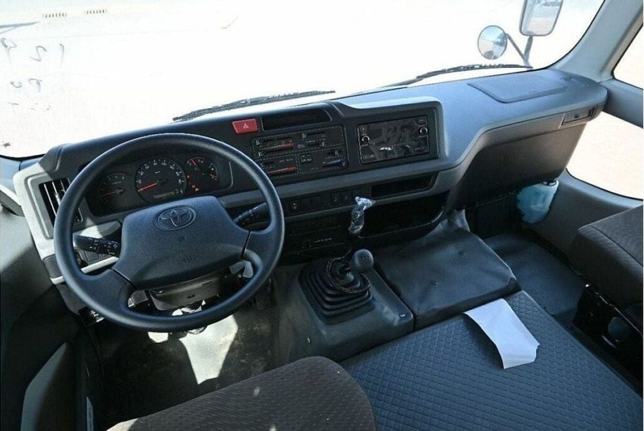 تويوتا كوستر TOYOTA COASTER 4.0L DIESEL 23 SEATER MANUAL TRANSMISSION 2025