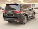 Toyota Land Cruiser 4.0L (271 HP) 4WD