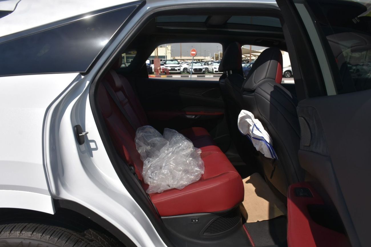 لكزس RX 500h F Sport Performance 2.4L