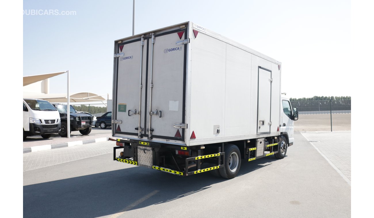 Mitsubishi Canter WITH INSULATED BOX AND CARRIER FREEZER