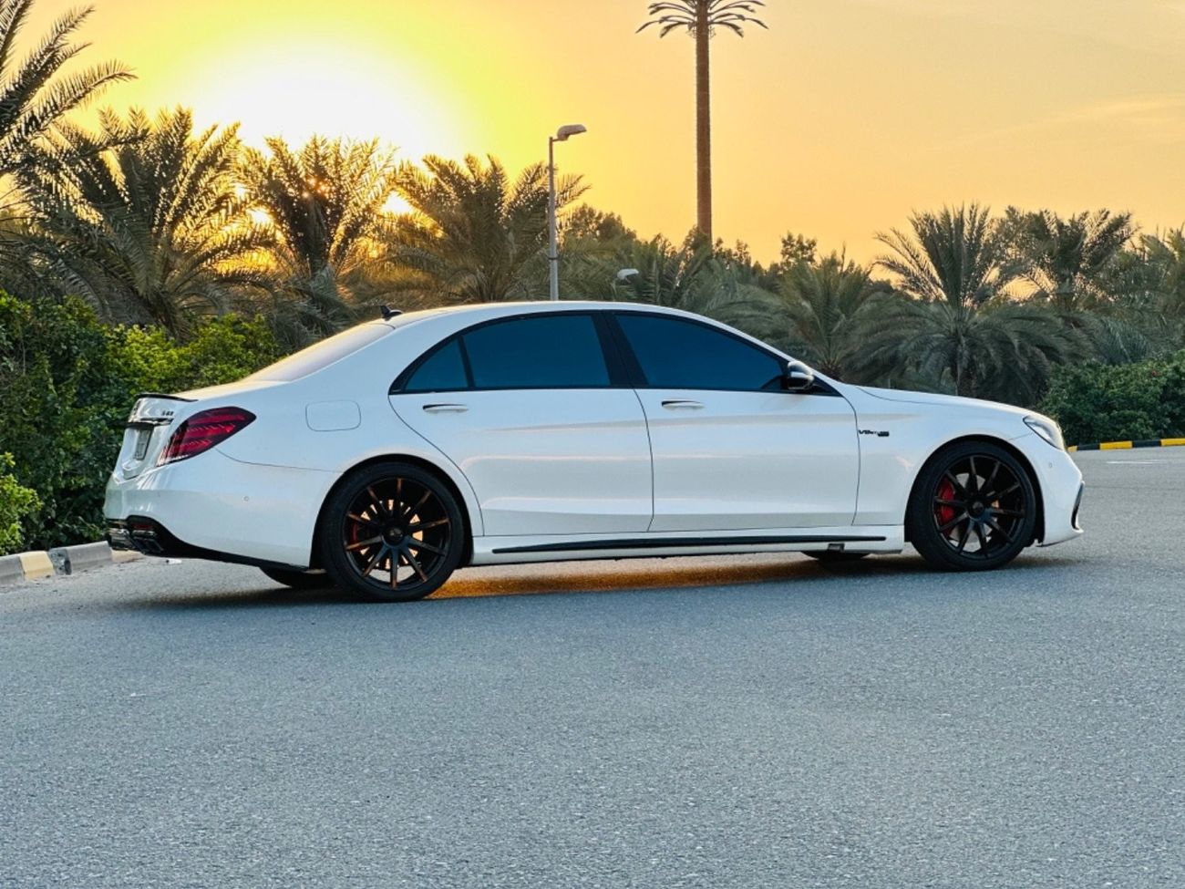 Mercedes-Benz S 500 AMG MERCEDES S500 MODEL 2015 GCC SPACE KIT 63